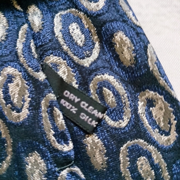 Gianni Versace Silk Necktie Tie Blue Gray Geometric Luxury Classic Made in Italy - Picture 4 of 9